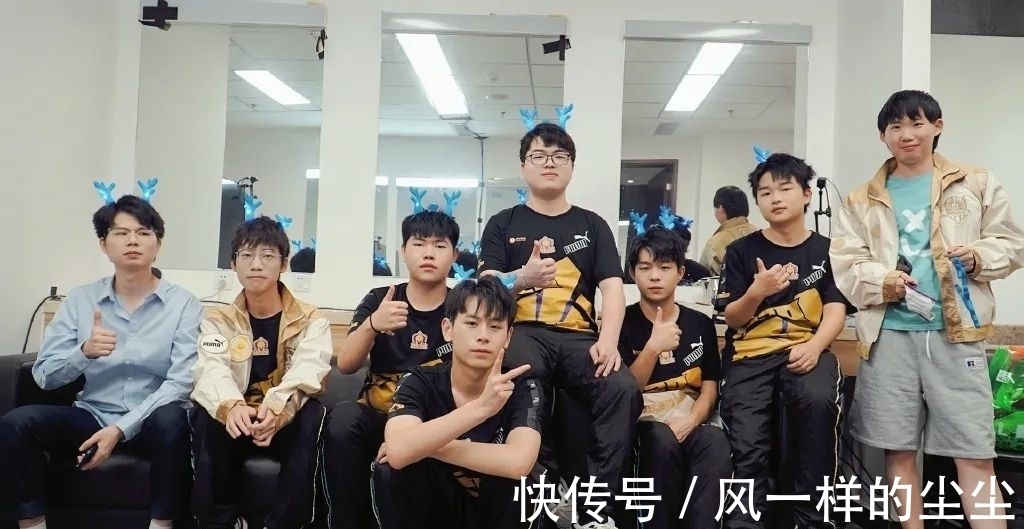 力为我们带 力为我们带