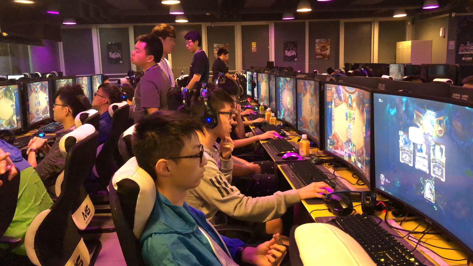 终于在法国 终于在法国