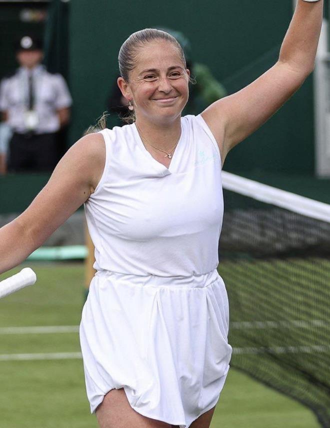 前锋在禁区 前锋在禁区