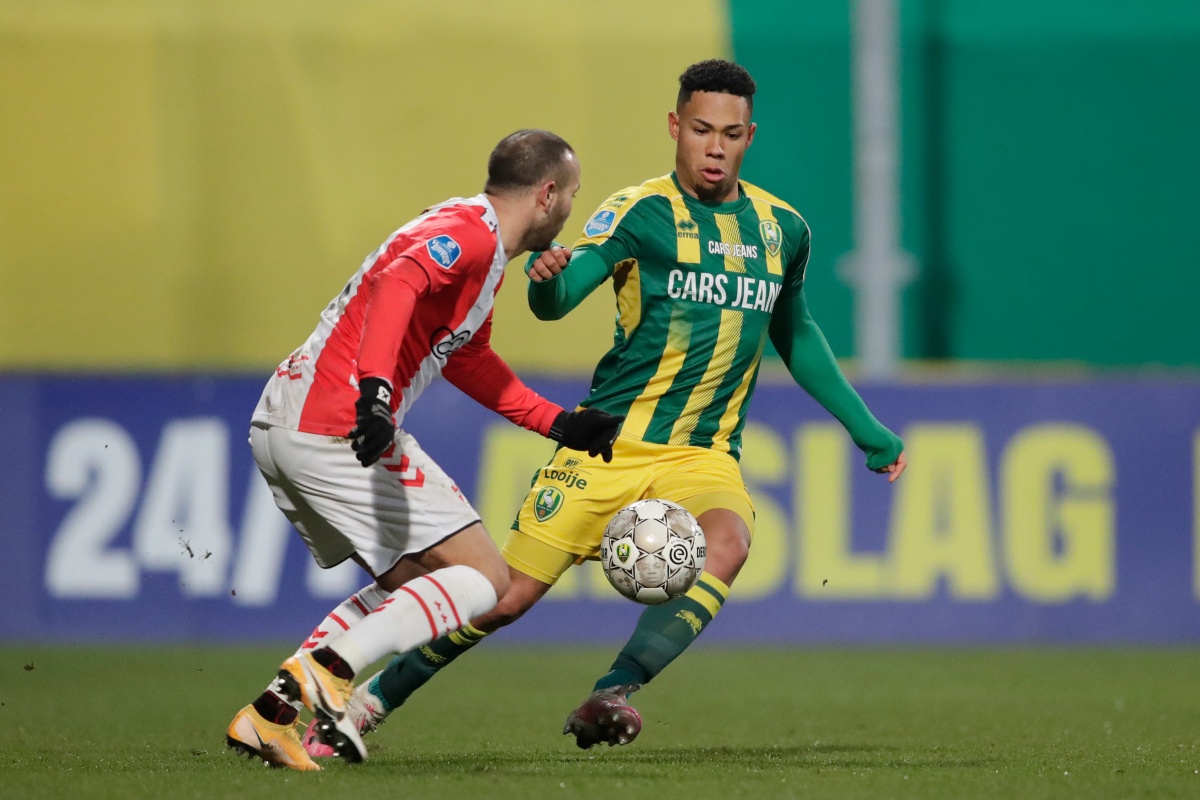 仅折射出外 仅折射出外