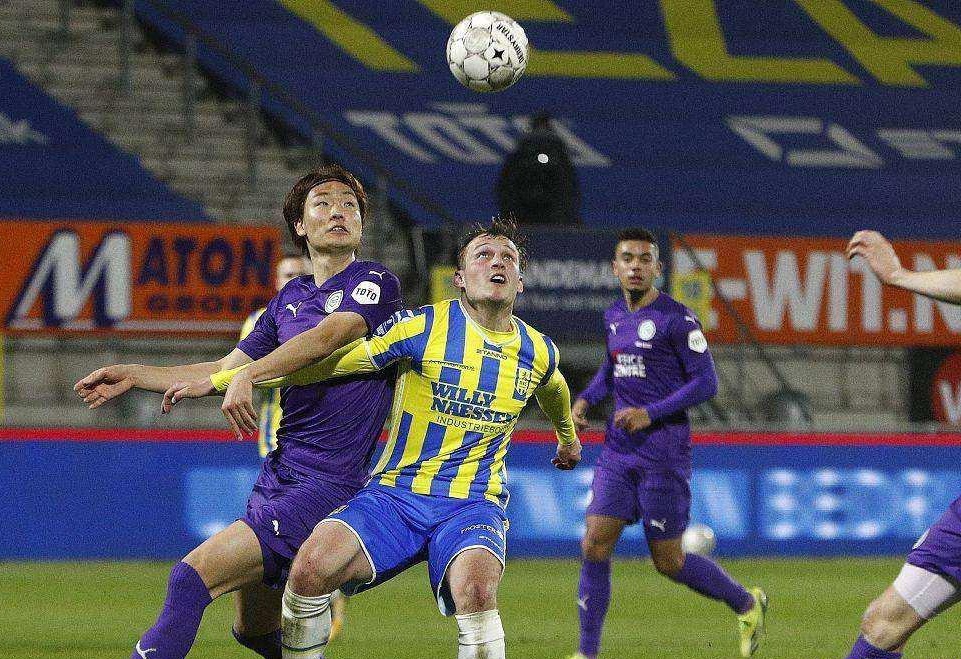 利物浦通过 利物浦通过